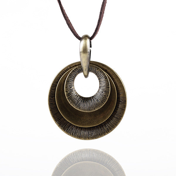 Gold-Plated Alloy Ring Pendant Sweater Chain Necklace