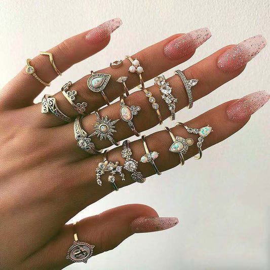 Retro Hollow Star Drop Ring Set of 19