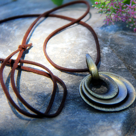 Gold-Plated Alloy Ring Pendant Sweater Chain Necklace