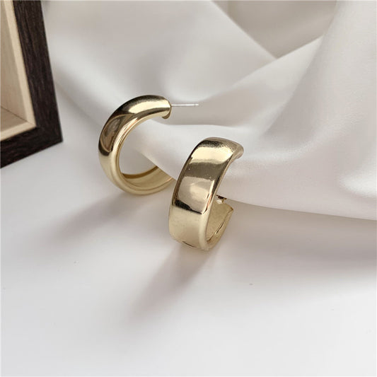 Minimalist Hoop Circle Earrings for Women