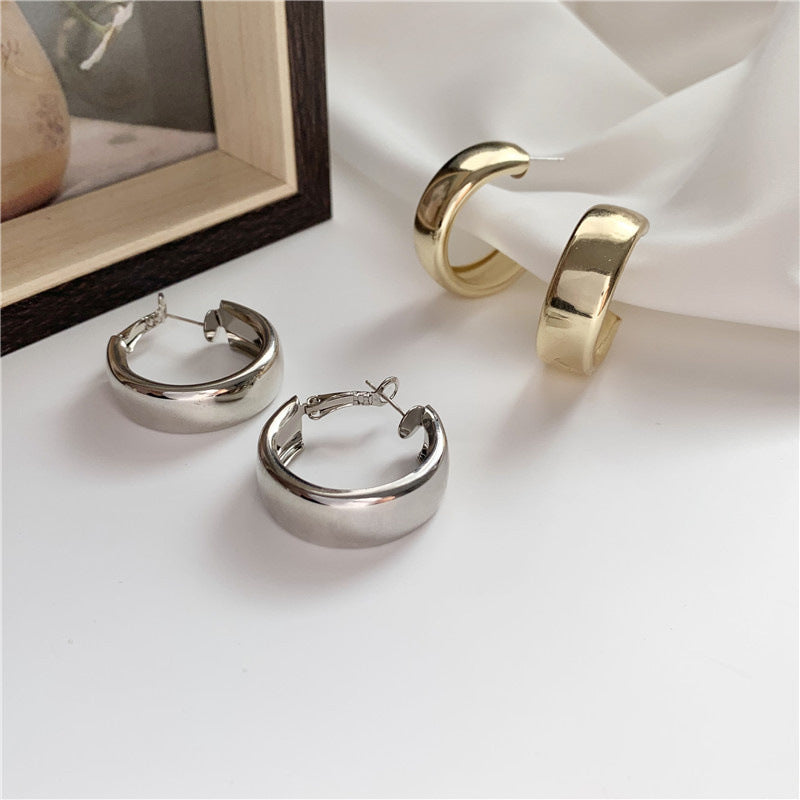 Minimalist Hoop Circle Earrings for Women