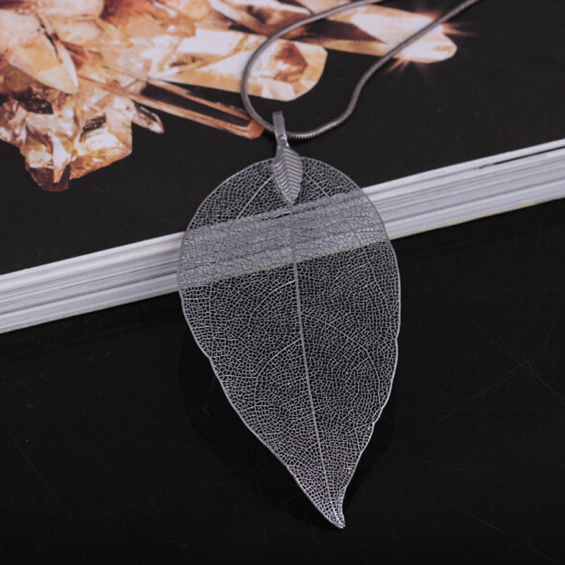 Natural Leaf Gold-Plated Pendant Sweater Chain Necklace