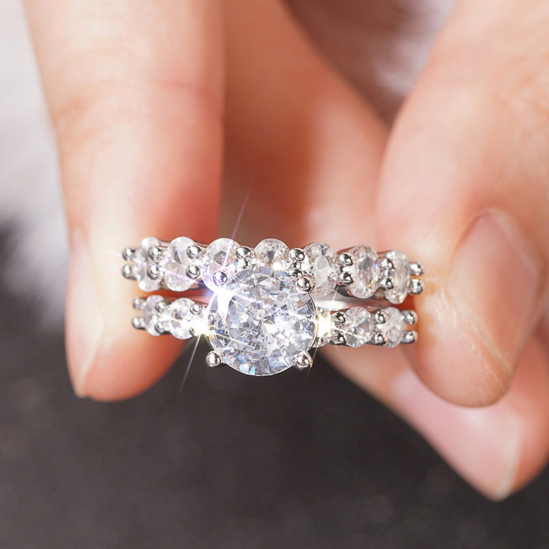 Round Geometric Couple Rings Inlaid Zircon Ring